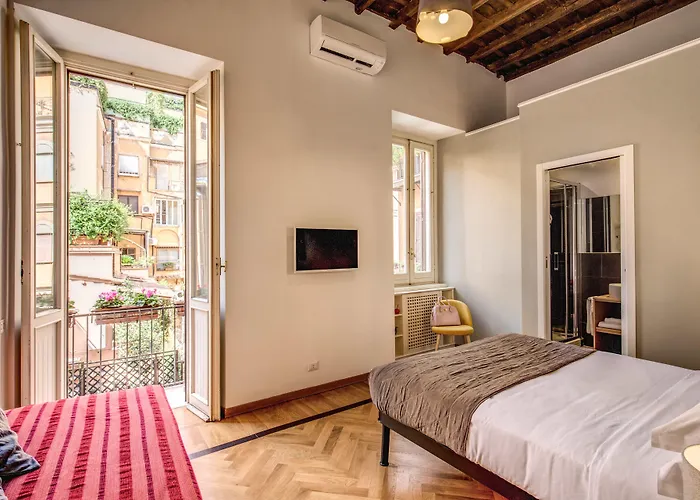 Tritone House 4*