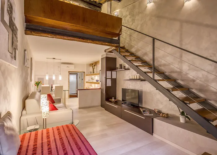 Gasthuis Tritone House