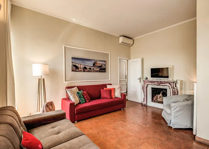 Tritone House
