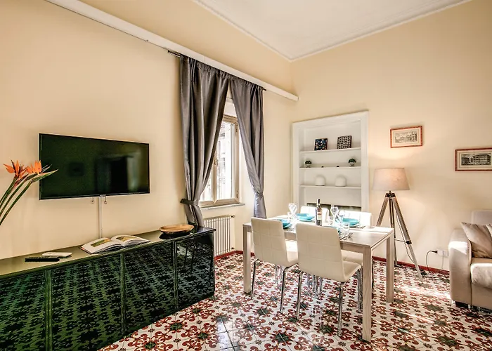 Tritone House 4*
